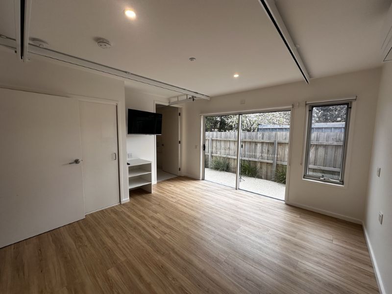 Jason seeking to share this SDA HPS / FA / IL 2 Resident House — Home image 6