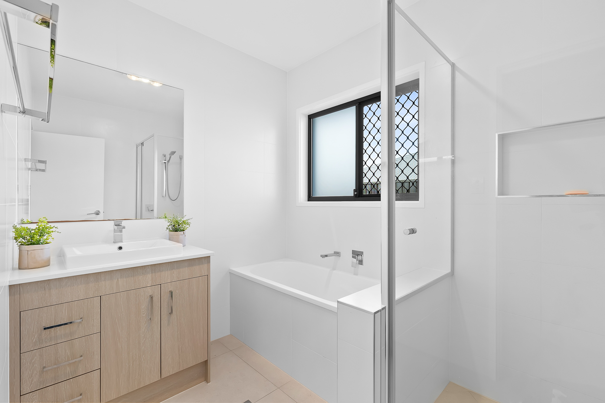 Pimpama, SIL, MTA, STA — Home image 4