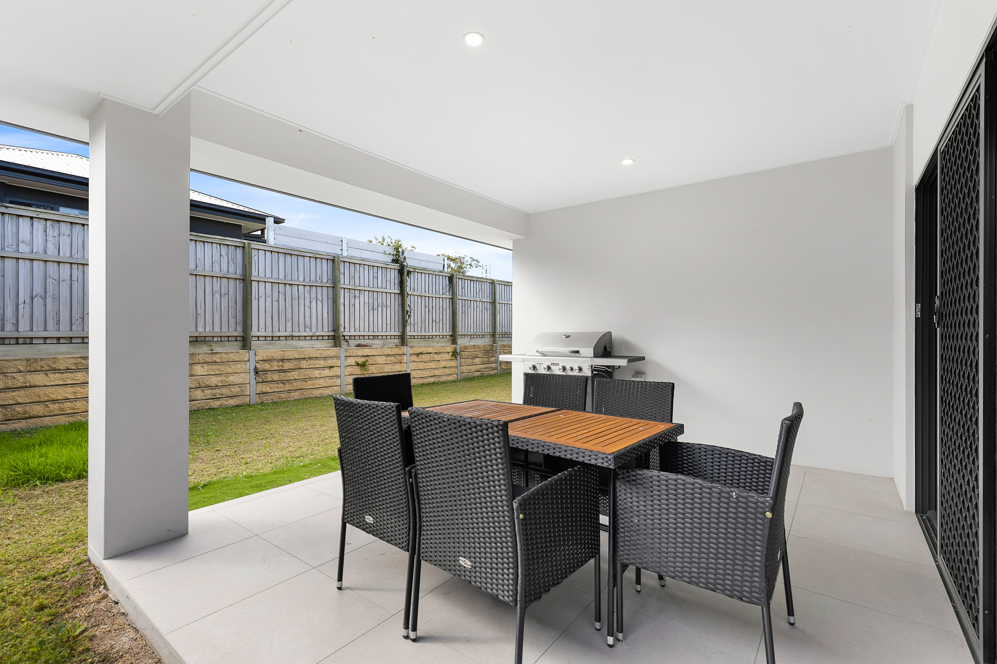 Pimpama, SIL, MTA, STA — Home image 6