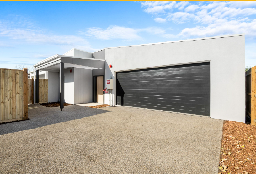 Robust SDA- Located in St Albans Park, Geelong — Home image 6
