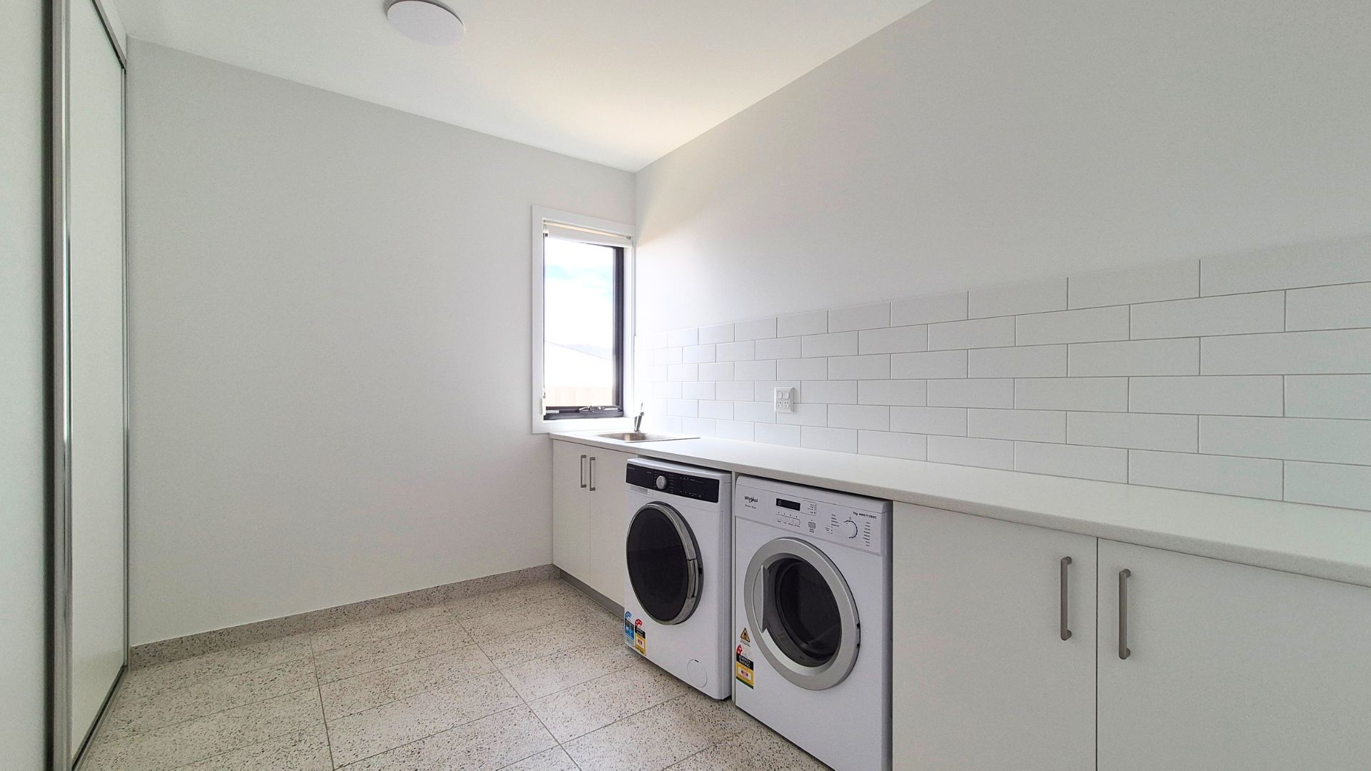 Old Beach, New Life: SDA in Old Beach — Home image 7