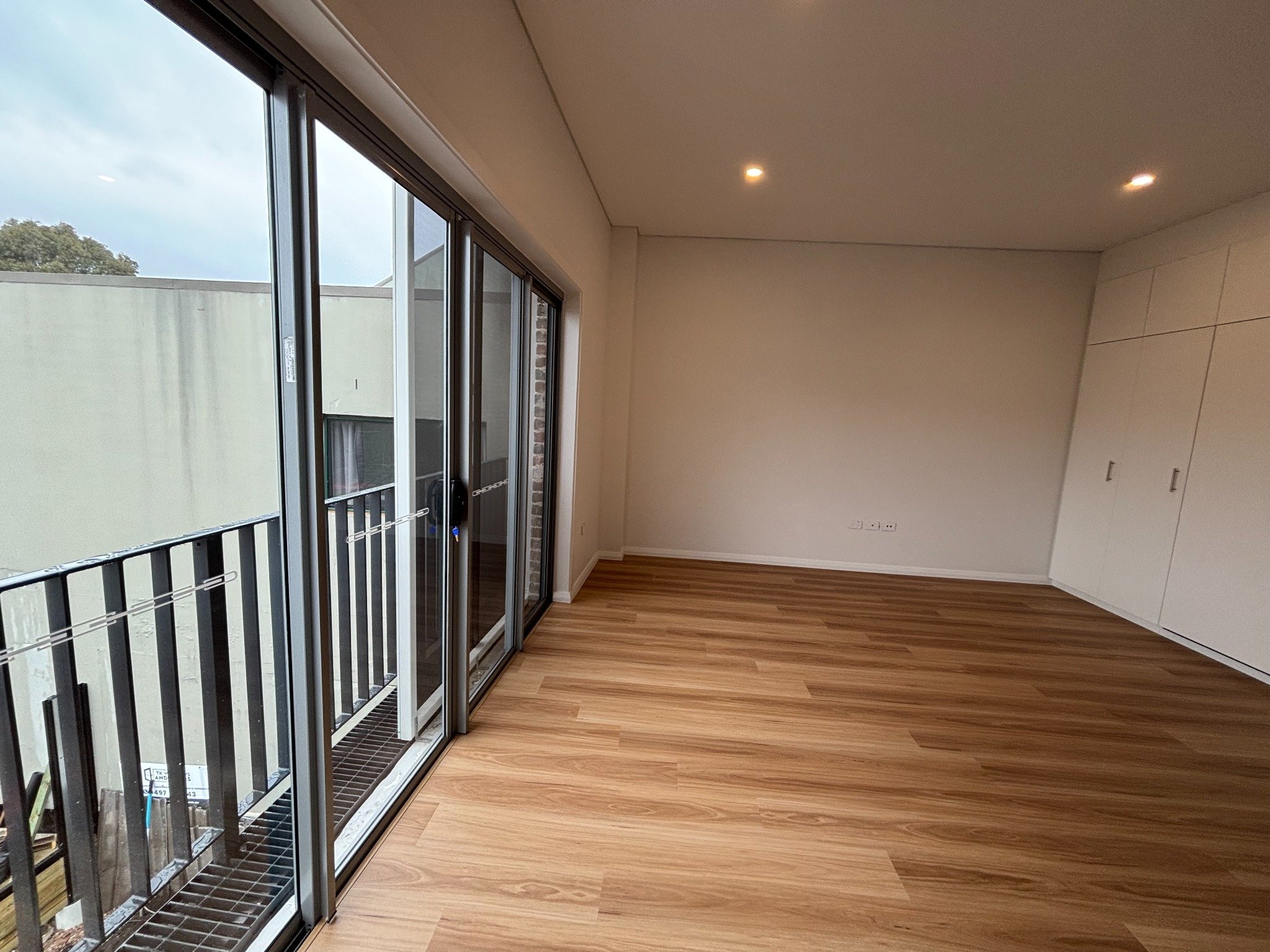 No Sharing! Accessible 2 Bedroom SDA/studio walkable to the city — Home image 3
