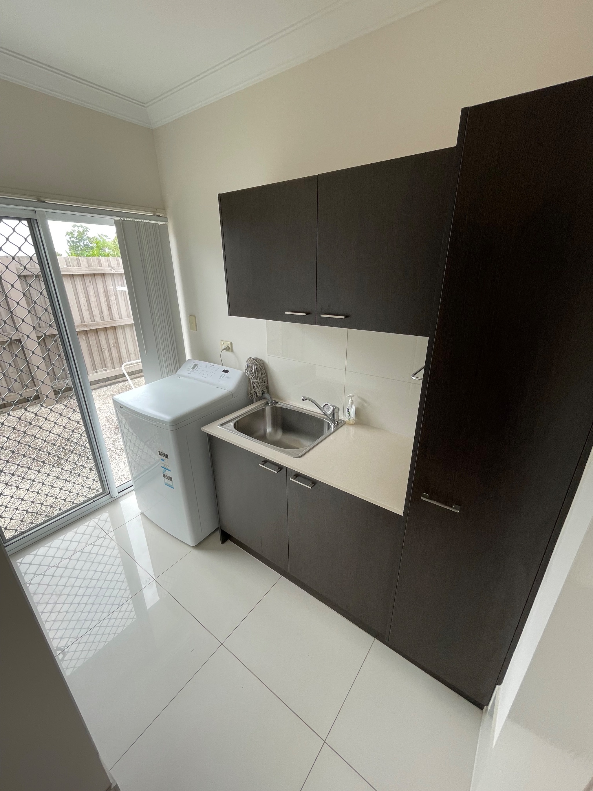 Bedroom with ensuite, aircon and undercover parking awaits you! — Home image 2