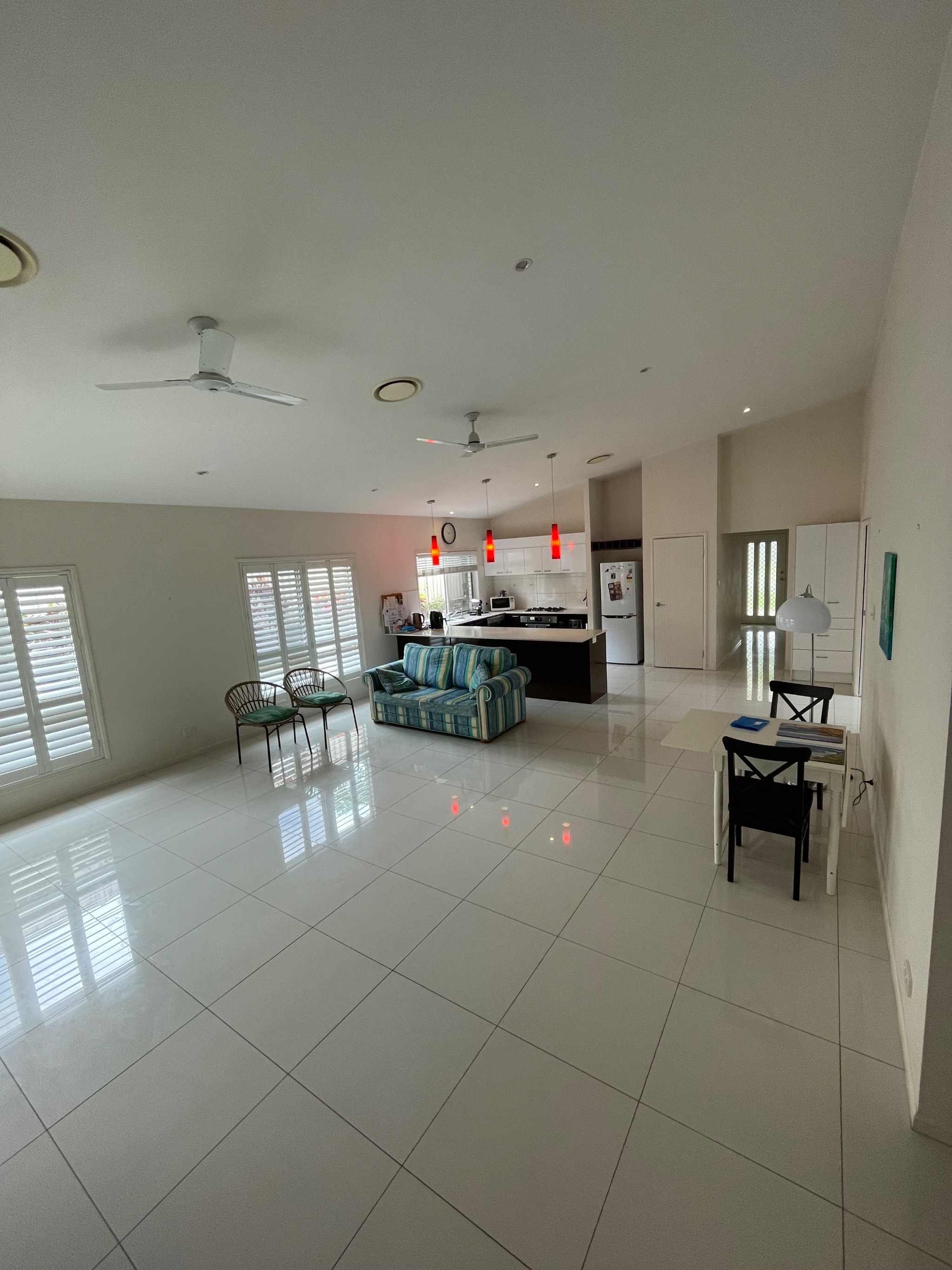 Bedroom with ensuite, aircon and undercover parking awaits you! — Home image 9
