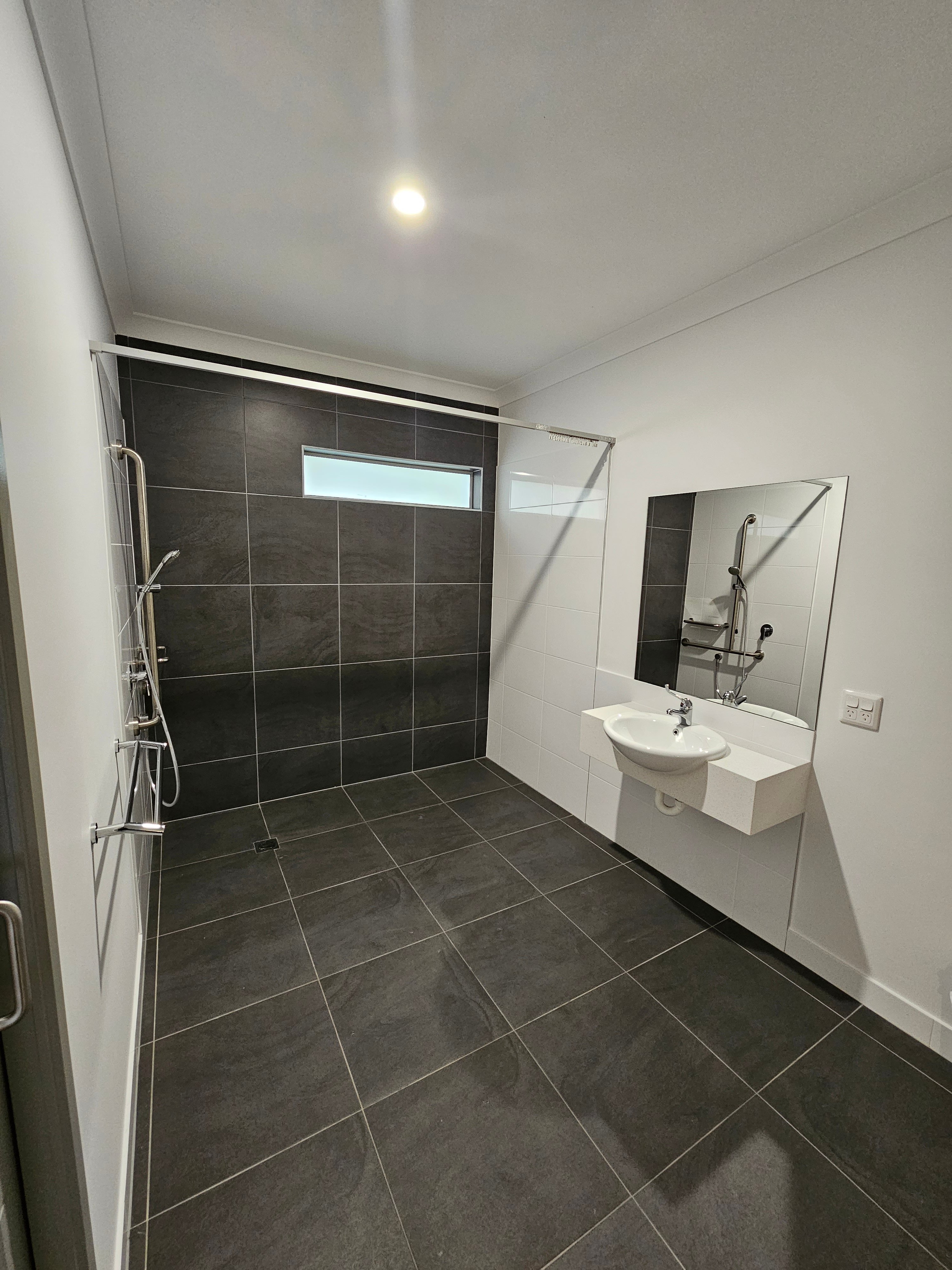 Marsden 3 Bed, 3 Bath + OOA + additional living / breakout room — Home image 2