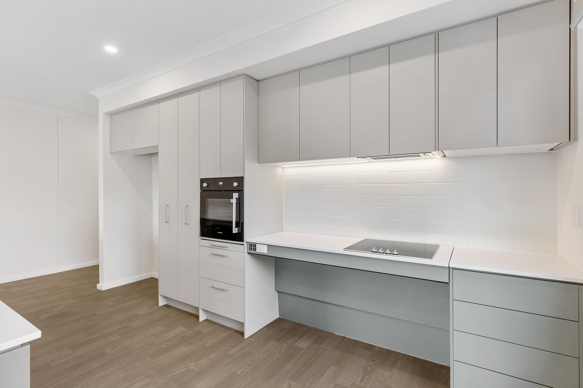 Choose spacious living with this bayside HPS haven in Moorabbin! — Home image 3