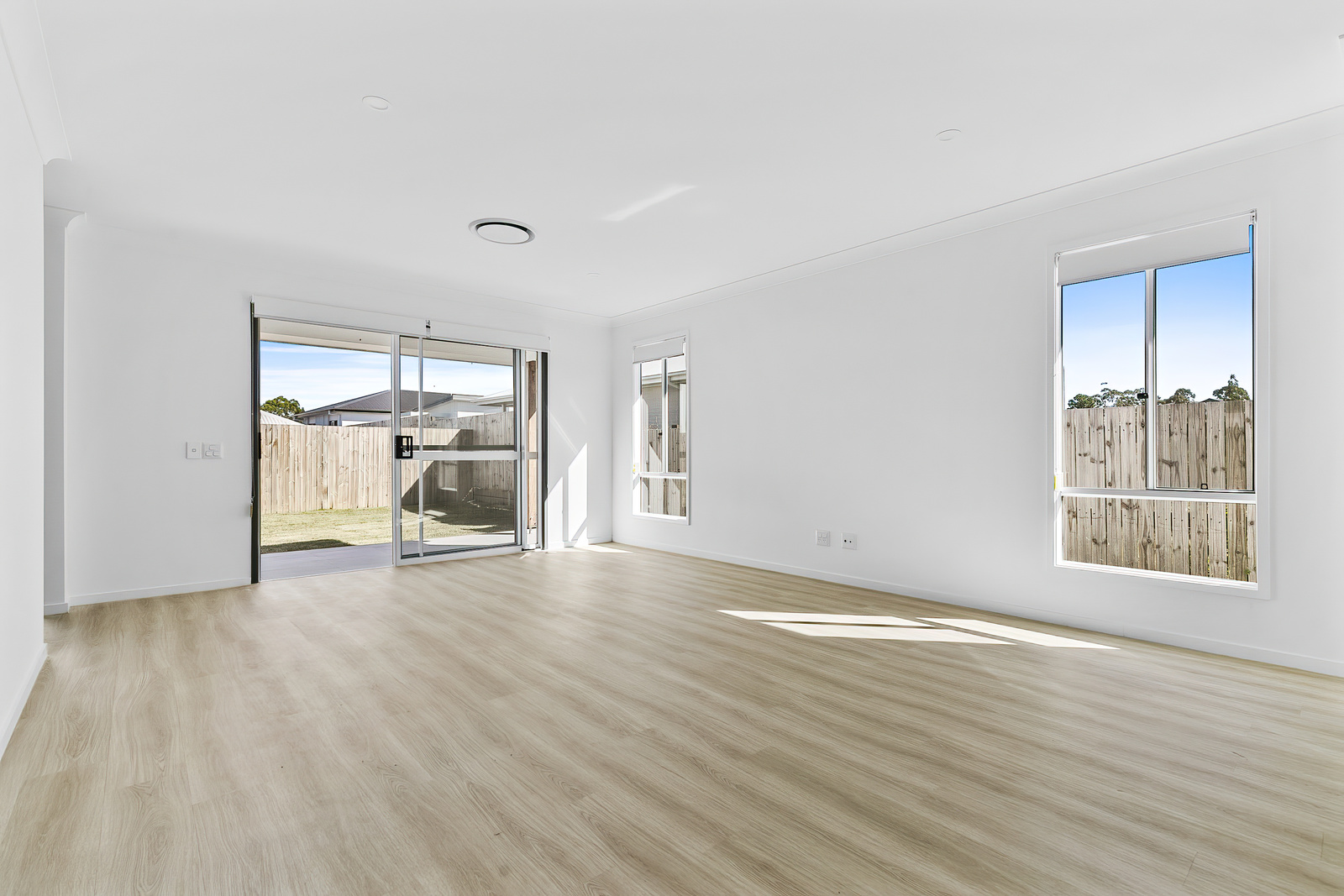 CABOOLTURE QLD – IMPROVED LIVEABILITY HOUSE — Home image 2