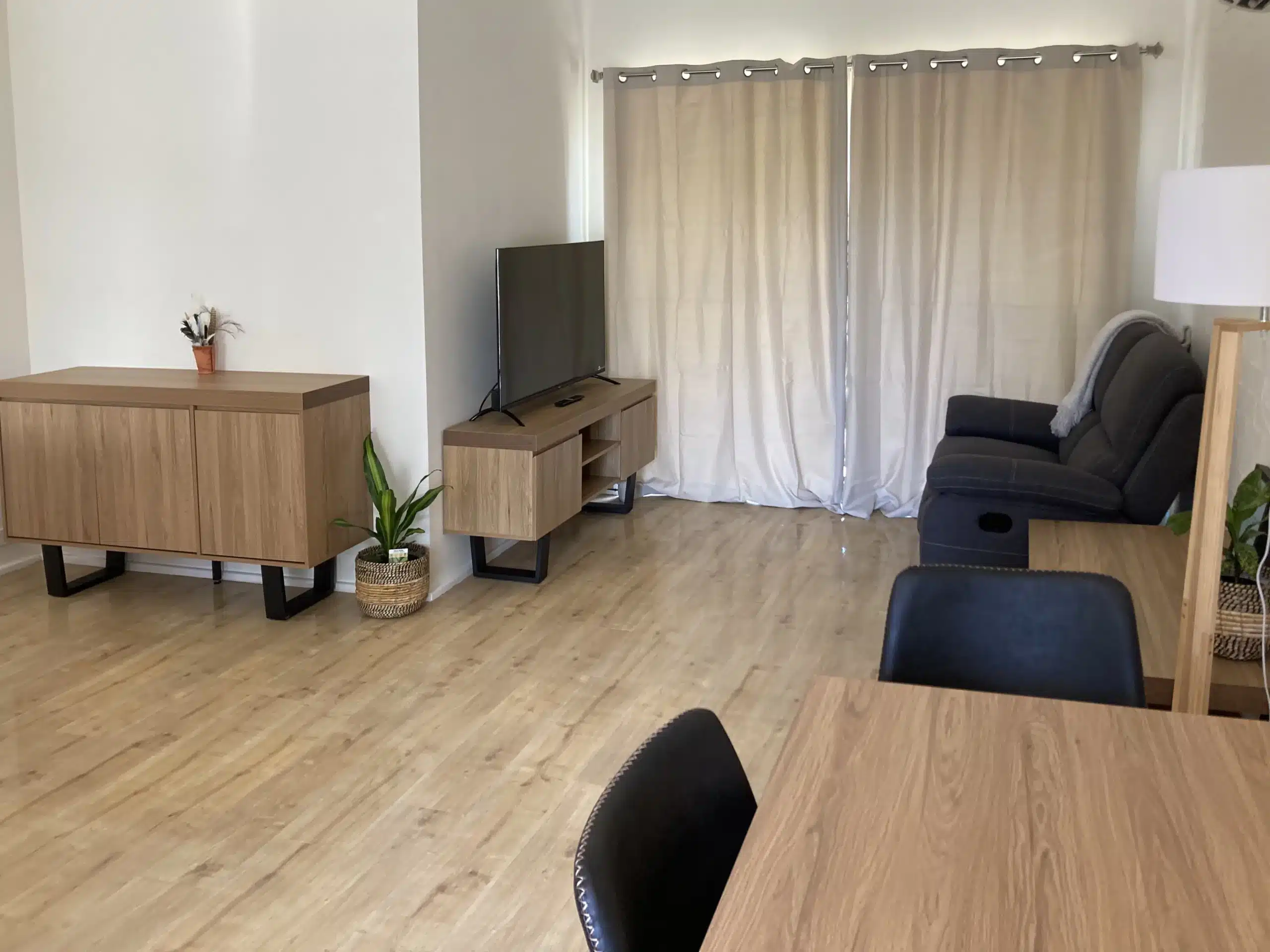 Modern and Relaxed Living in Coonabarabran — Home image 8