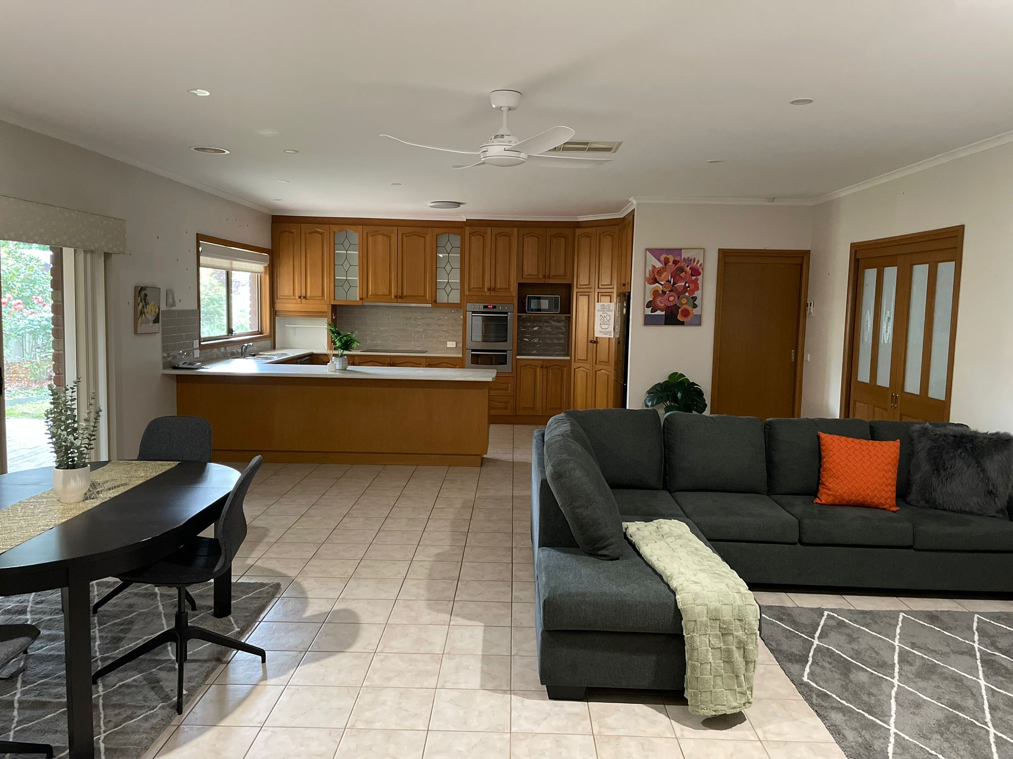 Warm & Cozy Accommodation near GV Health — Home image 5