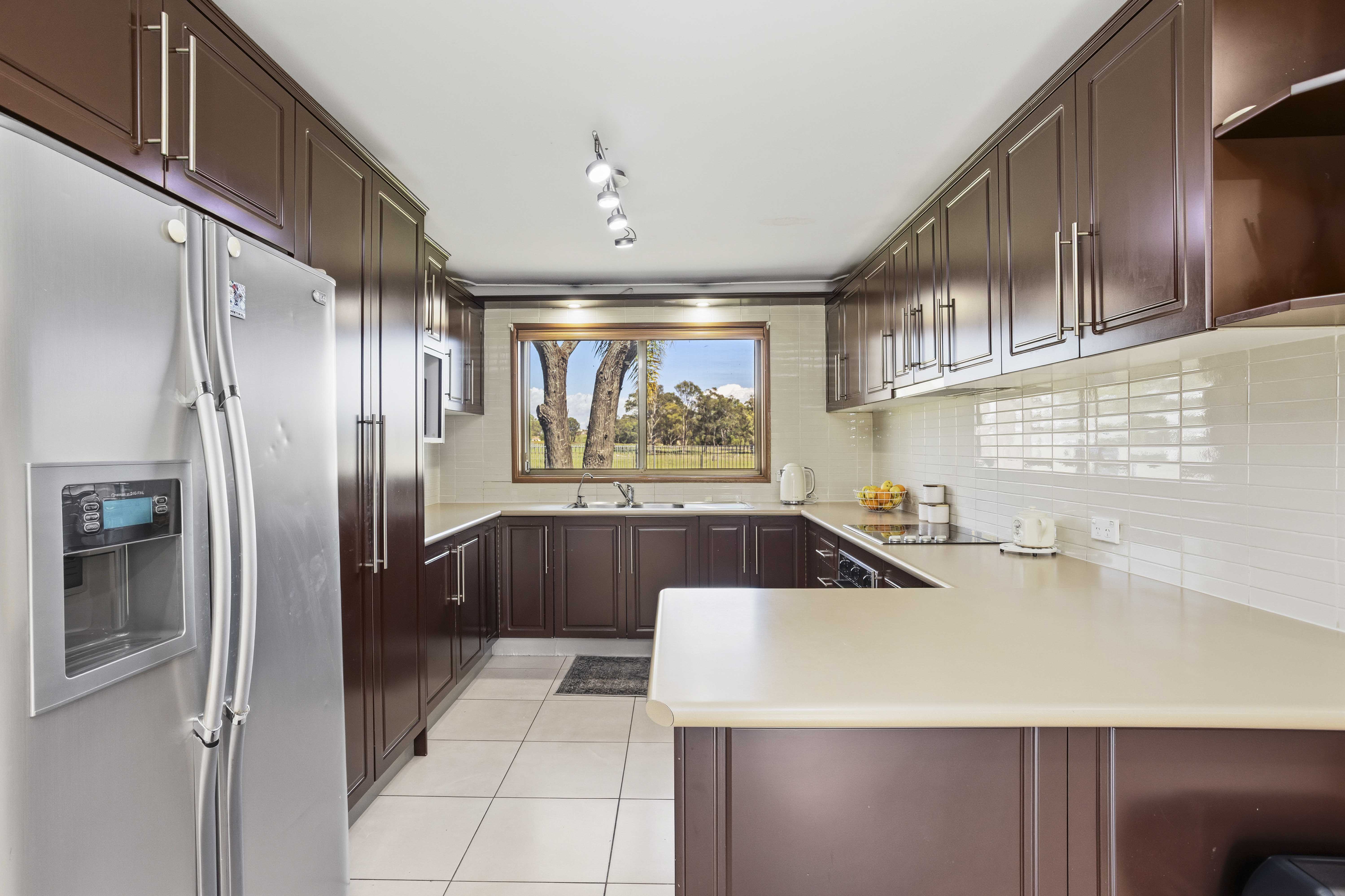 Modern & Spacious Farmhouse - SIL Home — Home image 9