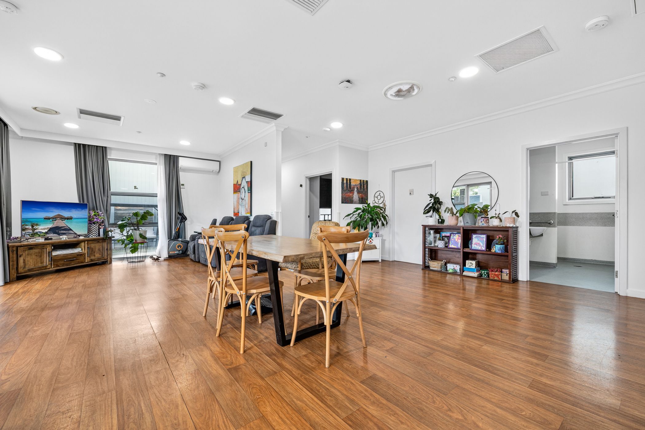 Supported Independent Living in Kew — Home image 5