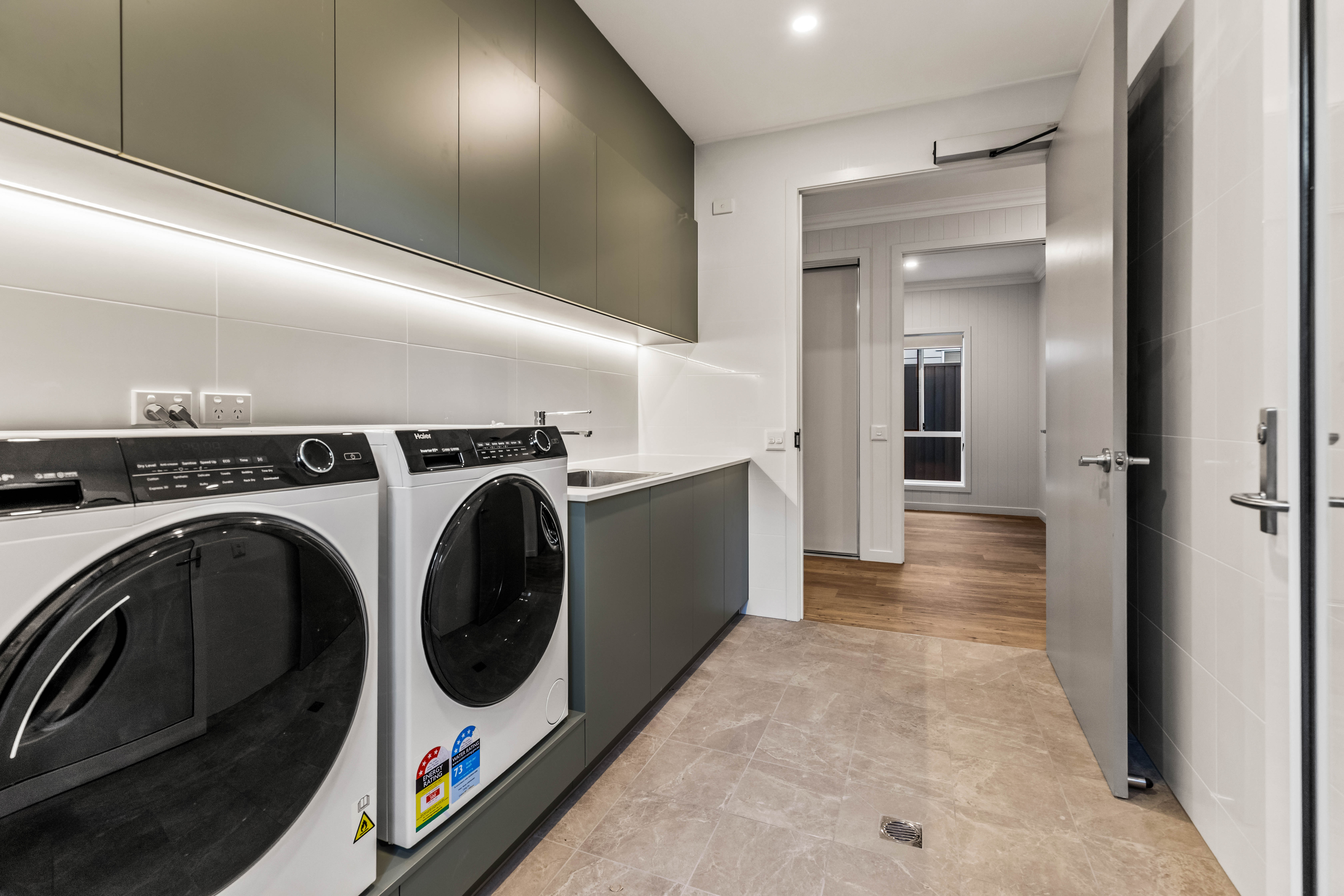 Luxe Australiana-Inspired HPS Homes! — Home image 8