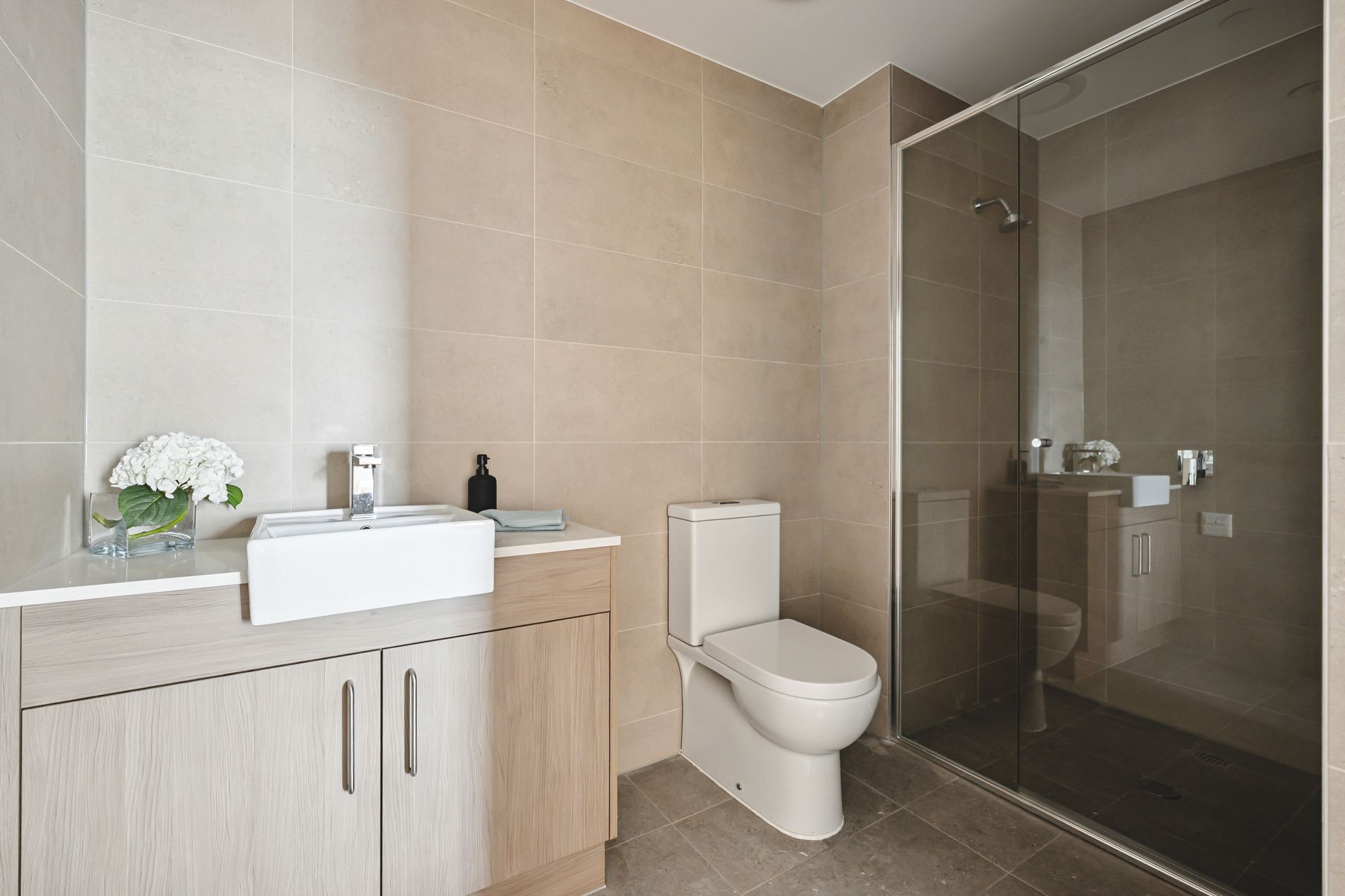 1 Bedroom Apartments, Cannington — Home image 12