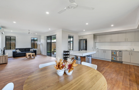 47 Buchanan Street – Mount Louisa in Mount Louisa