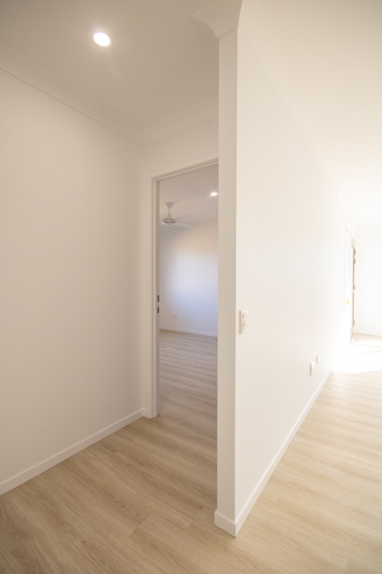 4 BR Improved Livability Home OOA- Torquay, Hervey Bay — Home image 7