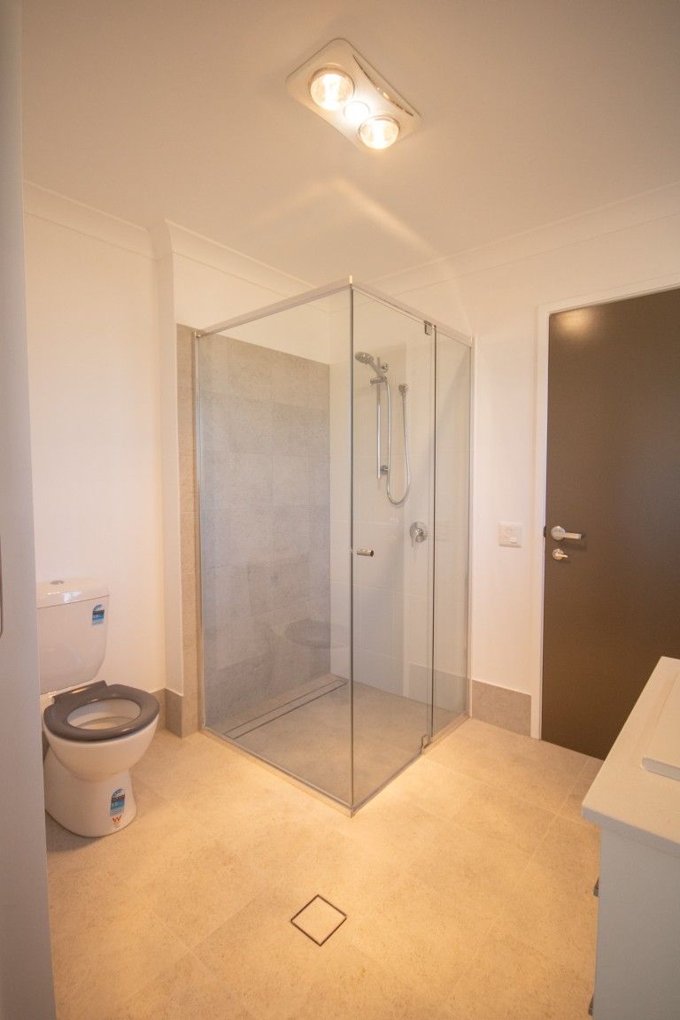 4 BR Improved Livability Home OOA- Torquay, Hervey Bay — Home image 7