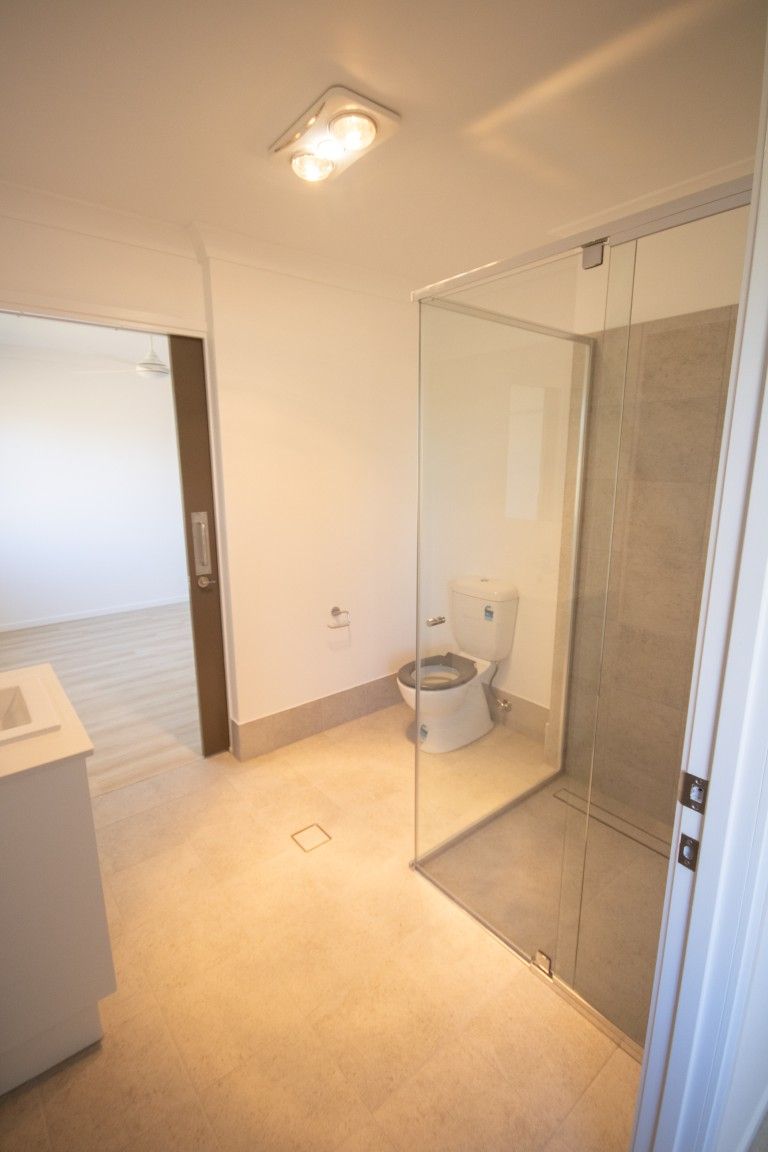 4 BR Improved Livability Home OOA- Torquay, Hervey Bay — Home image 11