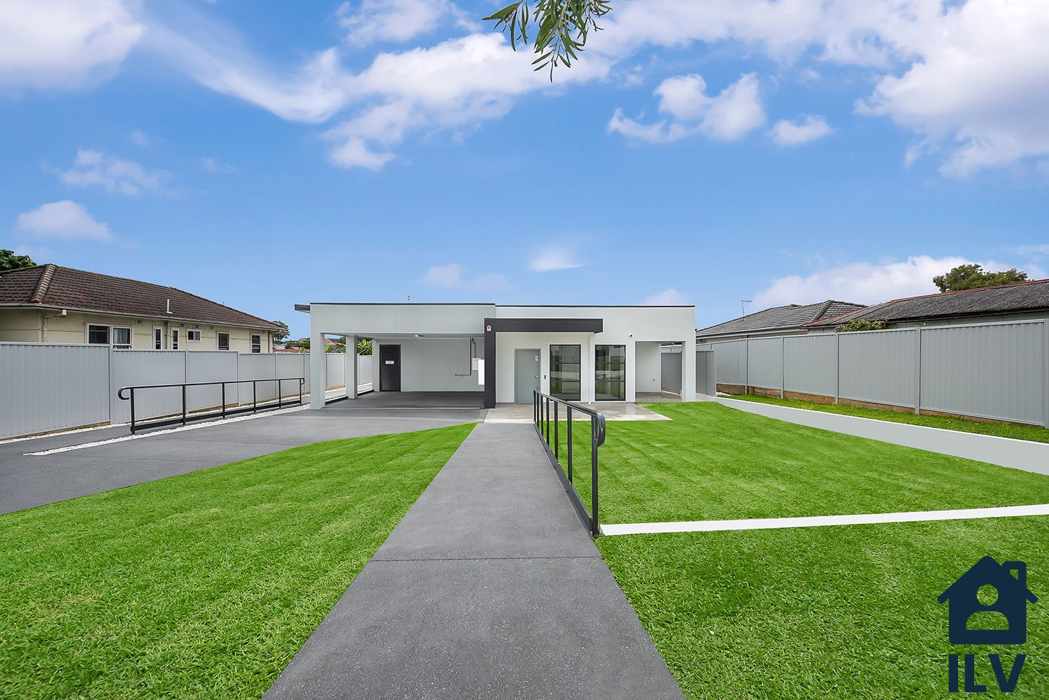 SDA ROBUST VILLA - SOUTH GRANVILLE — Home image 5