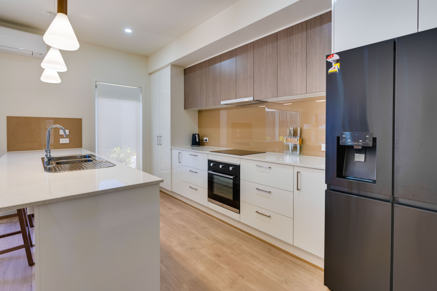 Deluxe 3-Bedroom SIL/STA Townhouse - Calm Setting - Carrum Downs — Home image 3