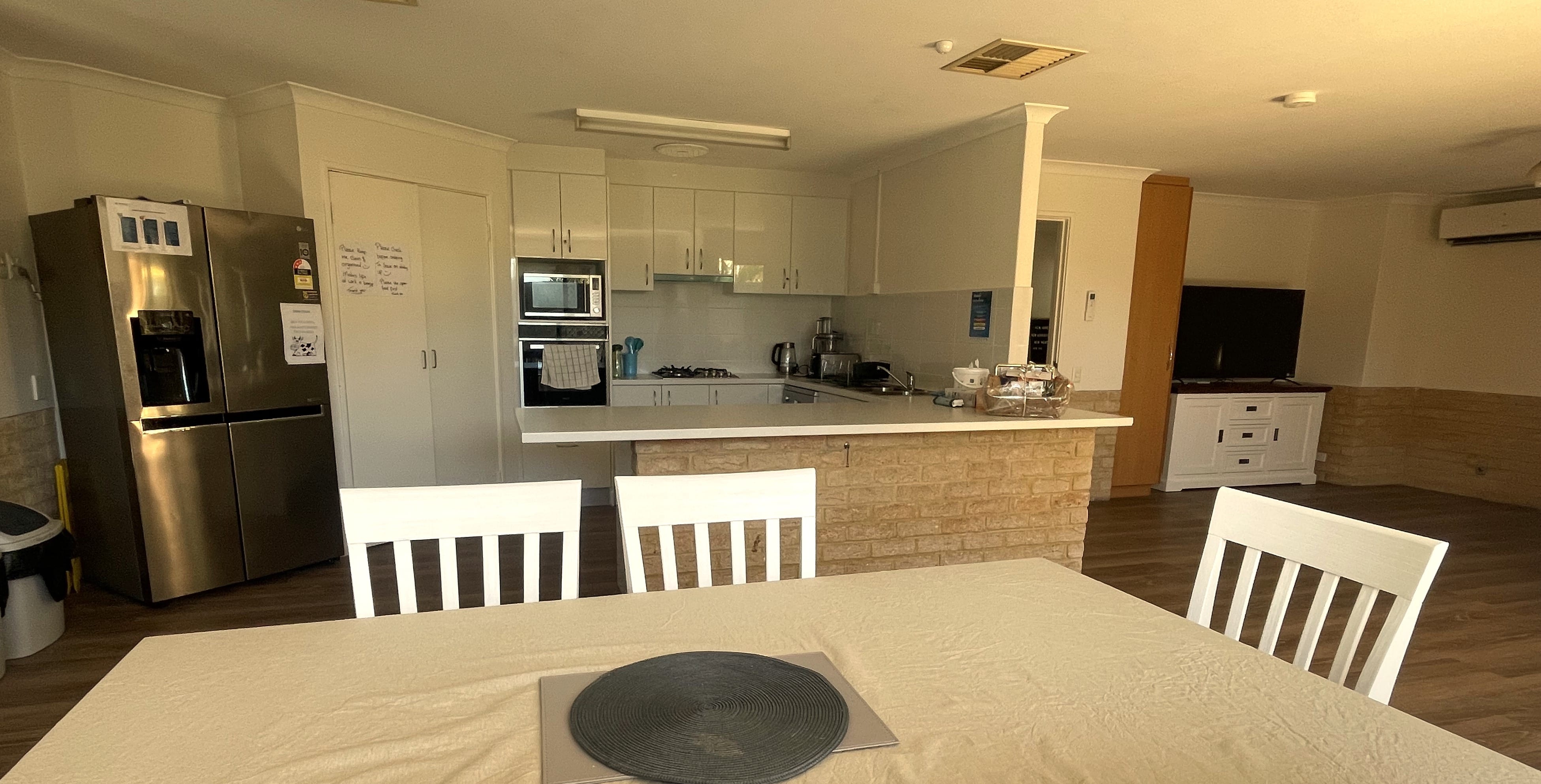 Bentley – Yonga House — Home image 5