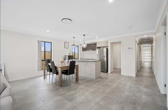 Modern & Fresh SIL Property in Logan Reserve, Queensland — Home image 10