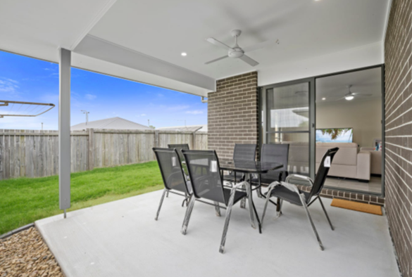 Modern & Fresh SIL Property in Logan Reserve, Queensland — Home image 12