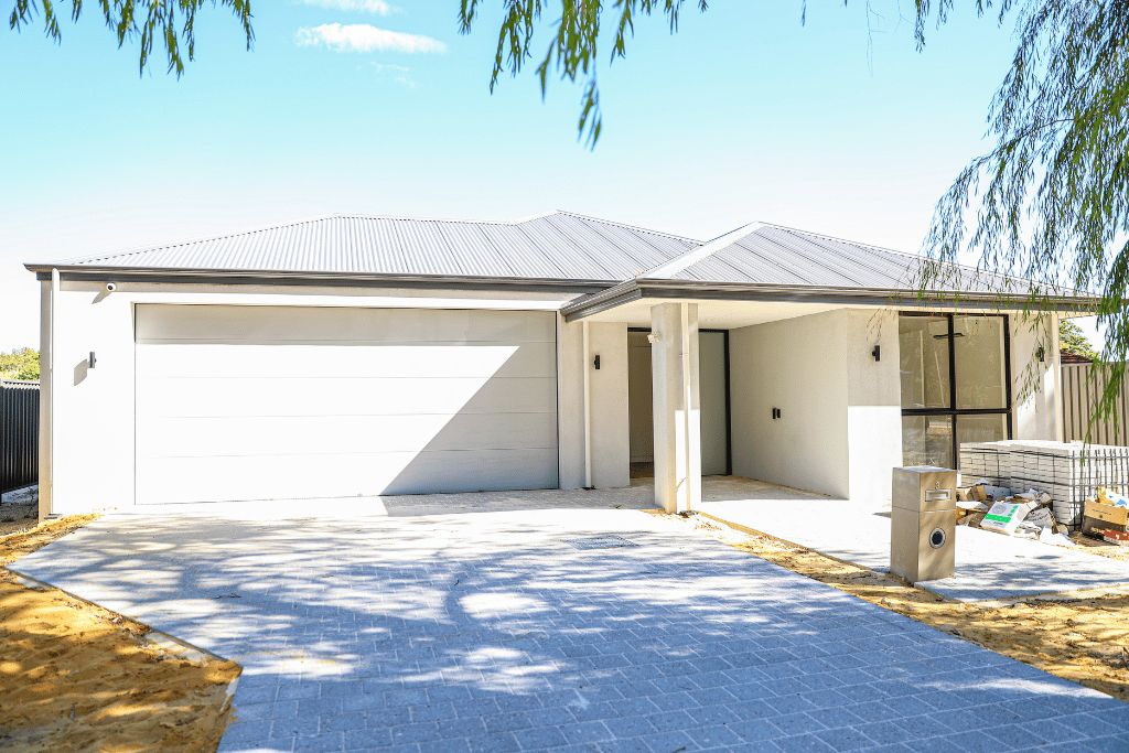 Kelmscott Home — Home image 8