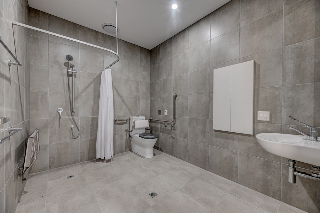 Contemporary comfort in a bright, open 3 bedroom house in Cranbourne — Home image 18
