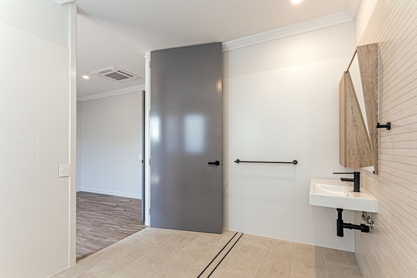 Custom Designed Villas In The Heart of Albany Disability Accommodation — Home image 16