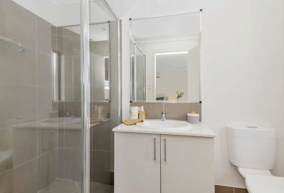 Spacious SIL Home in Townsville — Home image 2