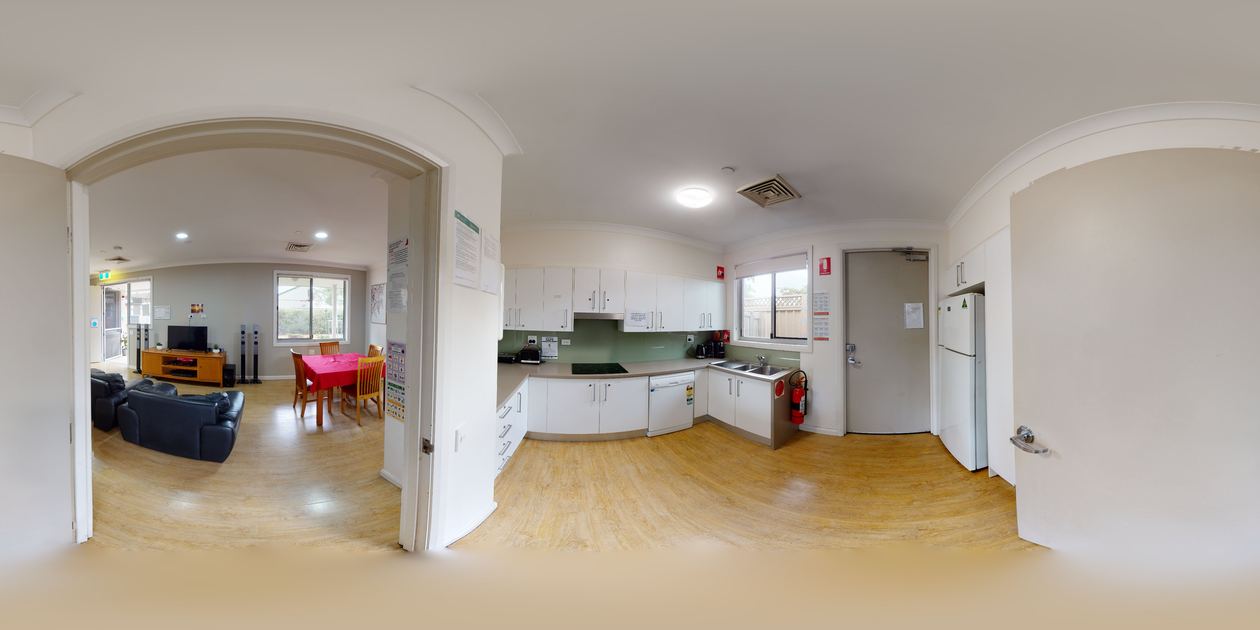Light-filled spacious villa Mount Druitt — Home image 6