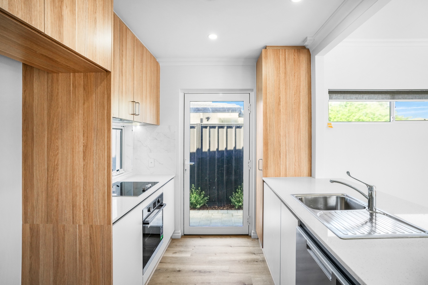Rockingham ROBUST 2 person home — Home image 5