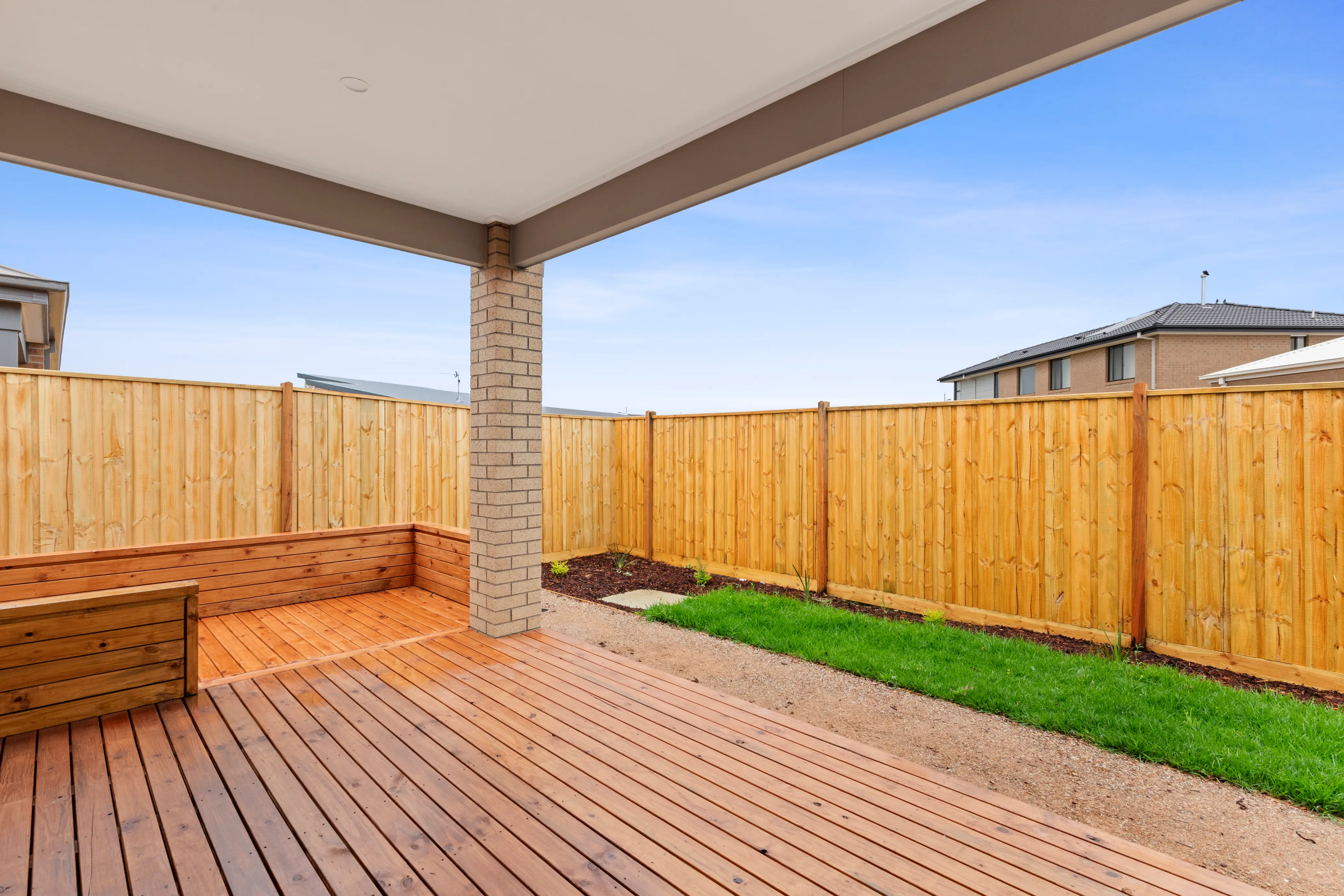 Frost Drive, Charlemont — Home image 4