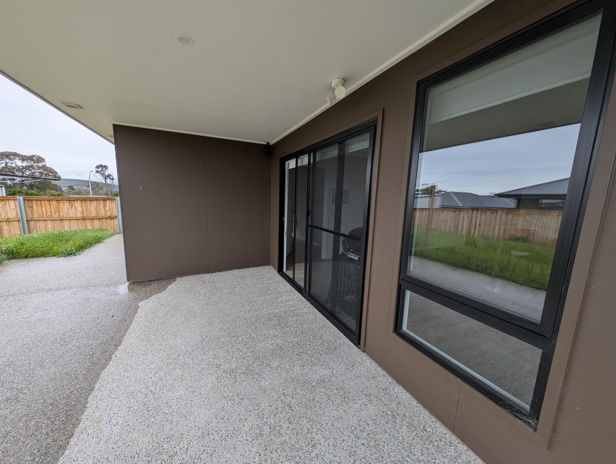 An SDA High Physical Support Home in Rokeby TAS along the Derwent — Home image 3