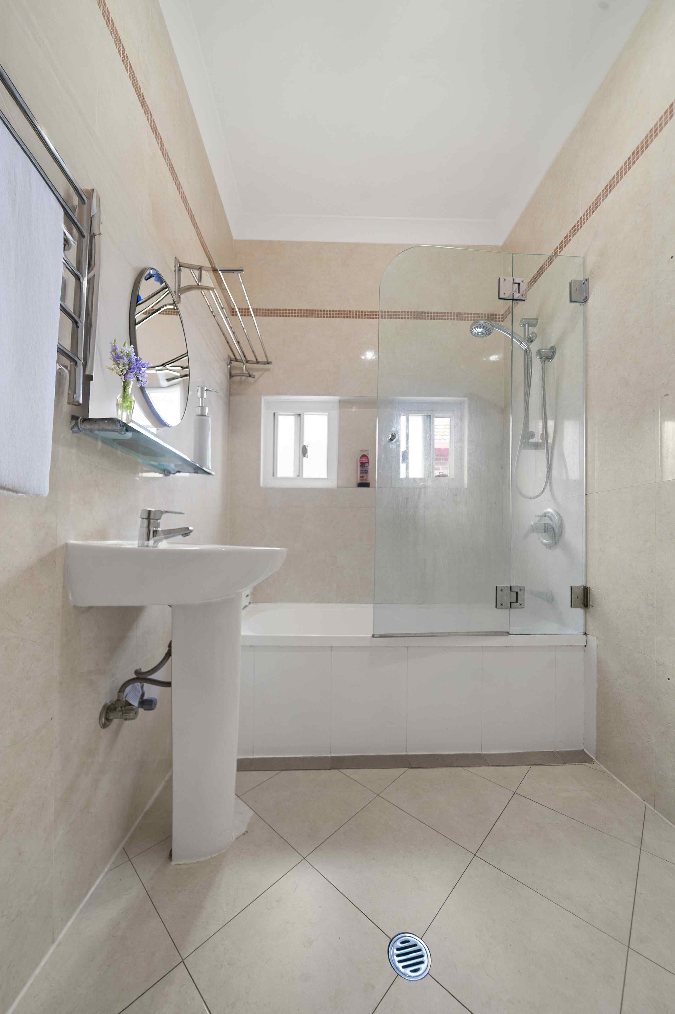 Russell Lea, NSW 2046 — Home image 8