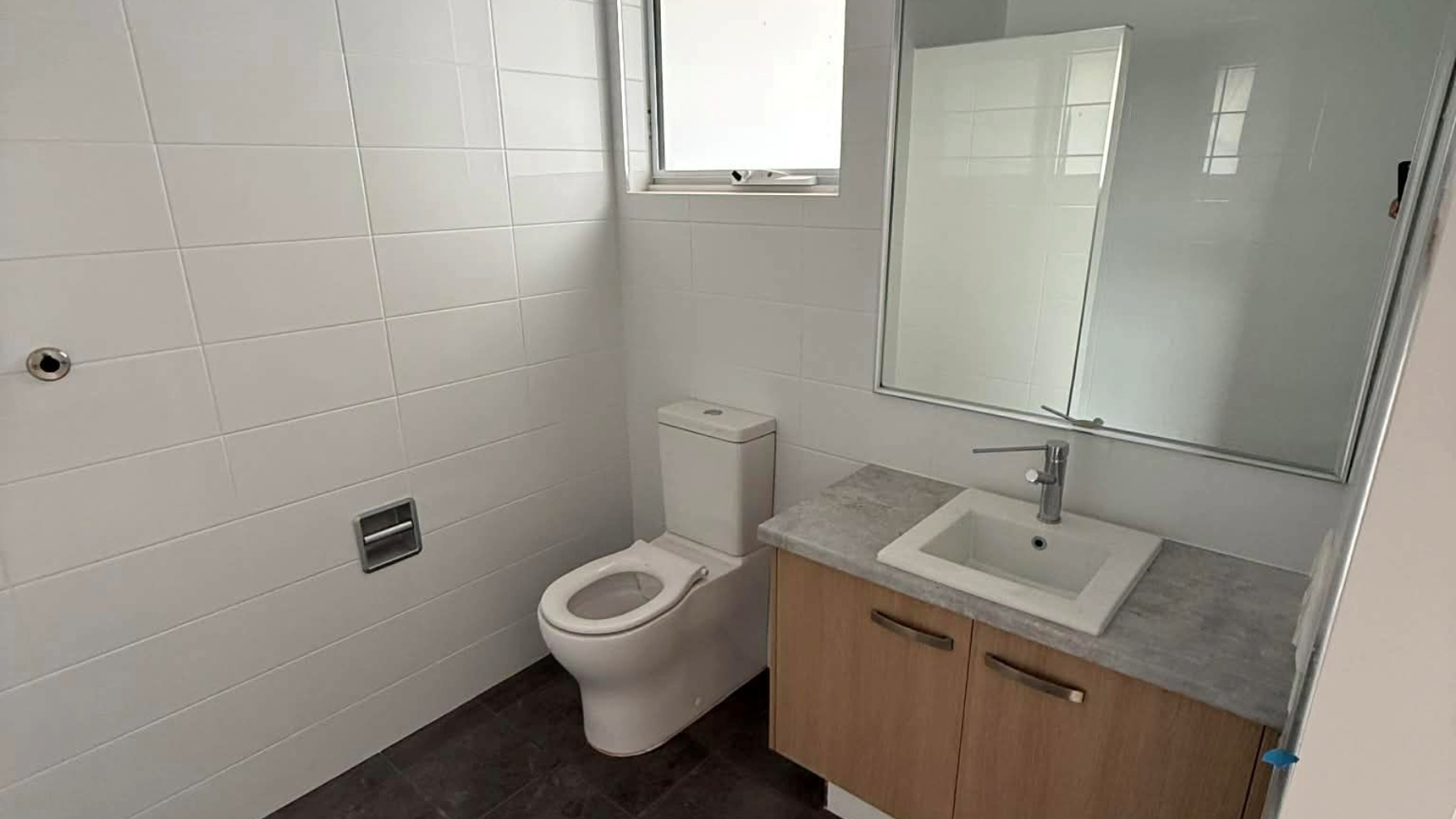 SDA Robust 2 Bedroom Villa plus OOA Baldivs, WA 245 — Home image 9