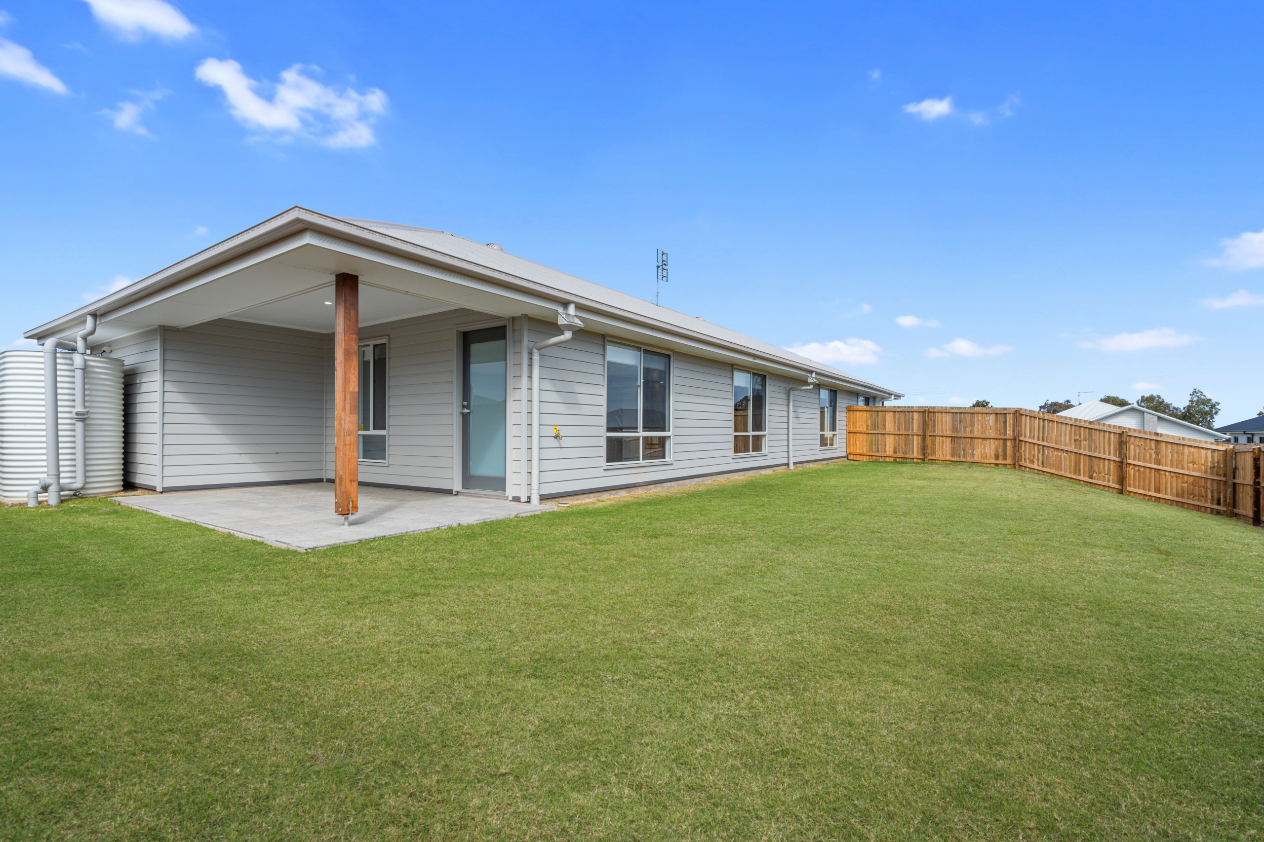 GLENVALE, TOOWOOMBA QLD – IMPROVED LIVEABILITY HOUSE — Home image 6