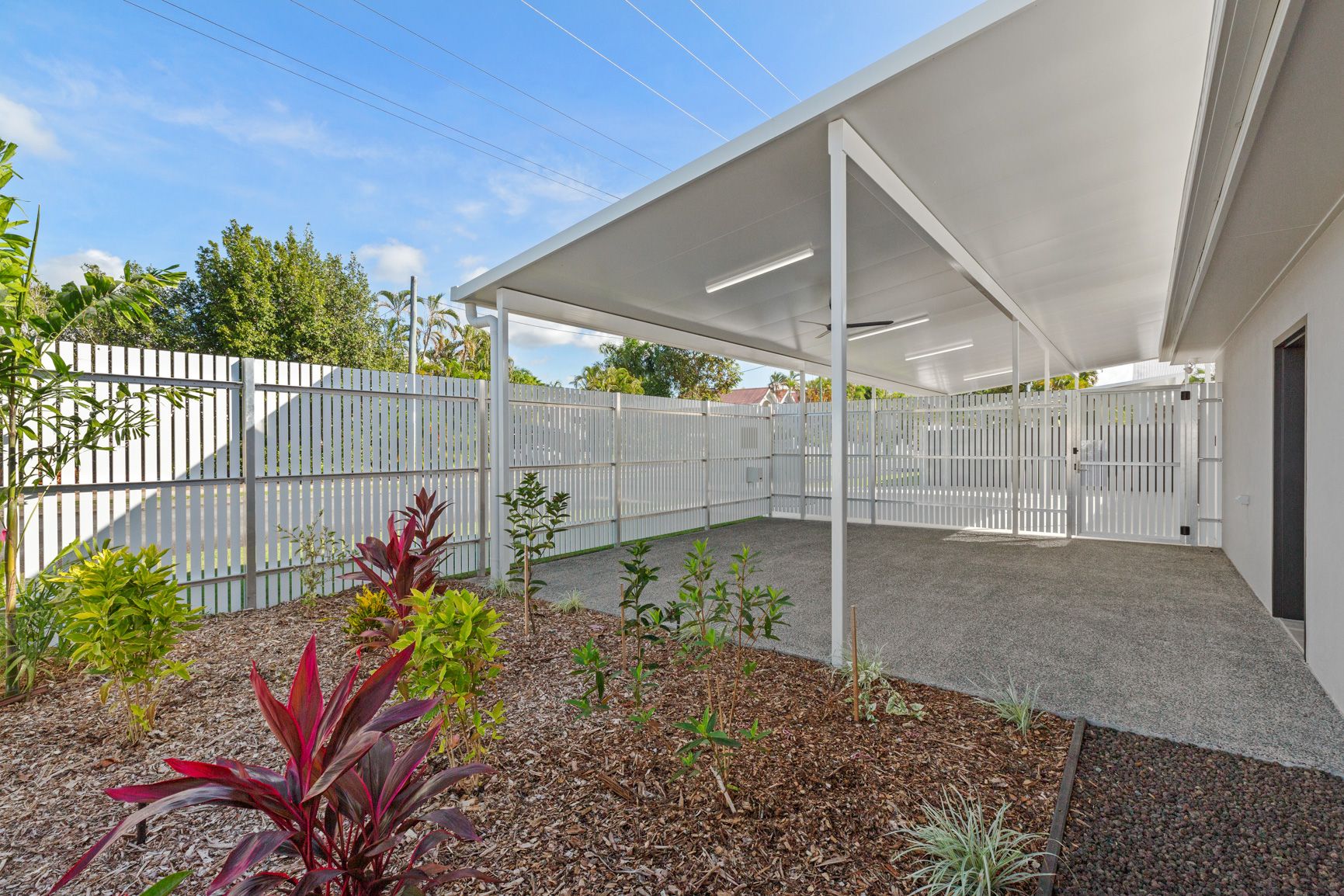 Yorkeys Knob (HPS) 3bed SDA Live near the beach! — Home image 4