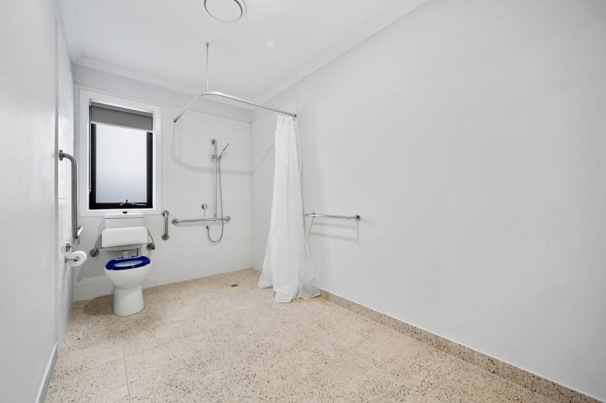 Modern 4-Bedroom HPS+R - Houdini Drive, Tarneit VIC — Home image 4
