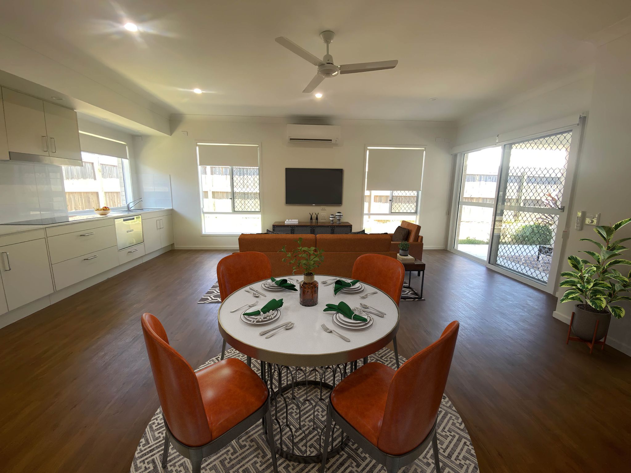 HPS home with solar power - reduce your energy costs!! — Home image 2