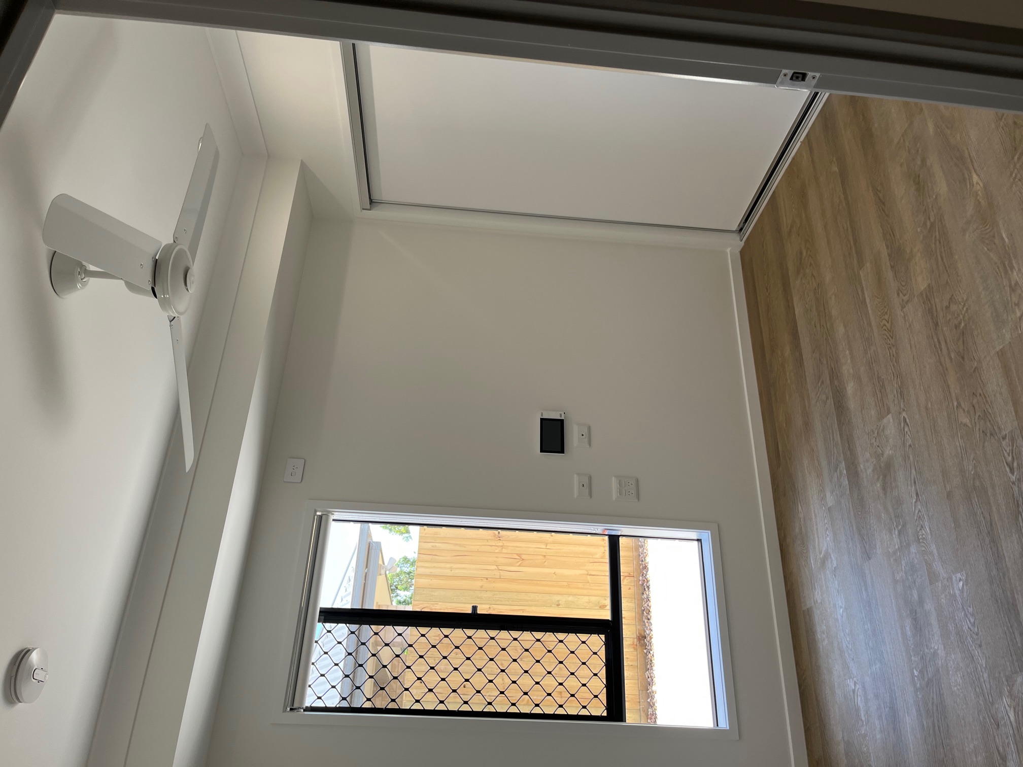 New spacious 2 living areas close to beaches bay park shops transport hospital — Home image 12