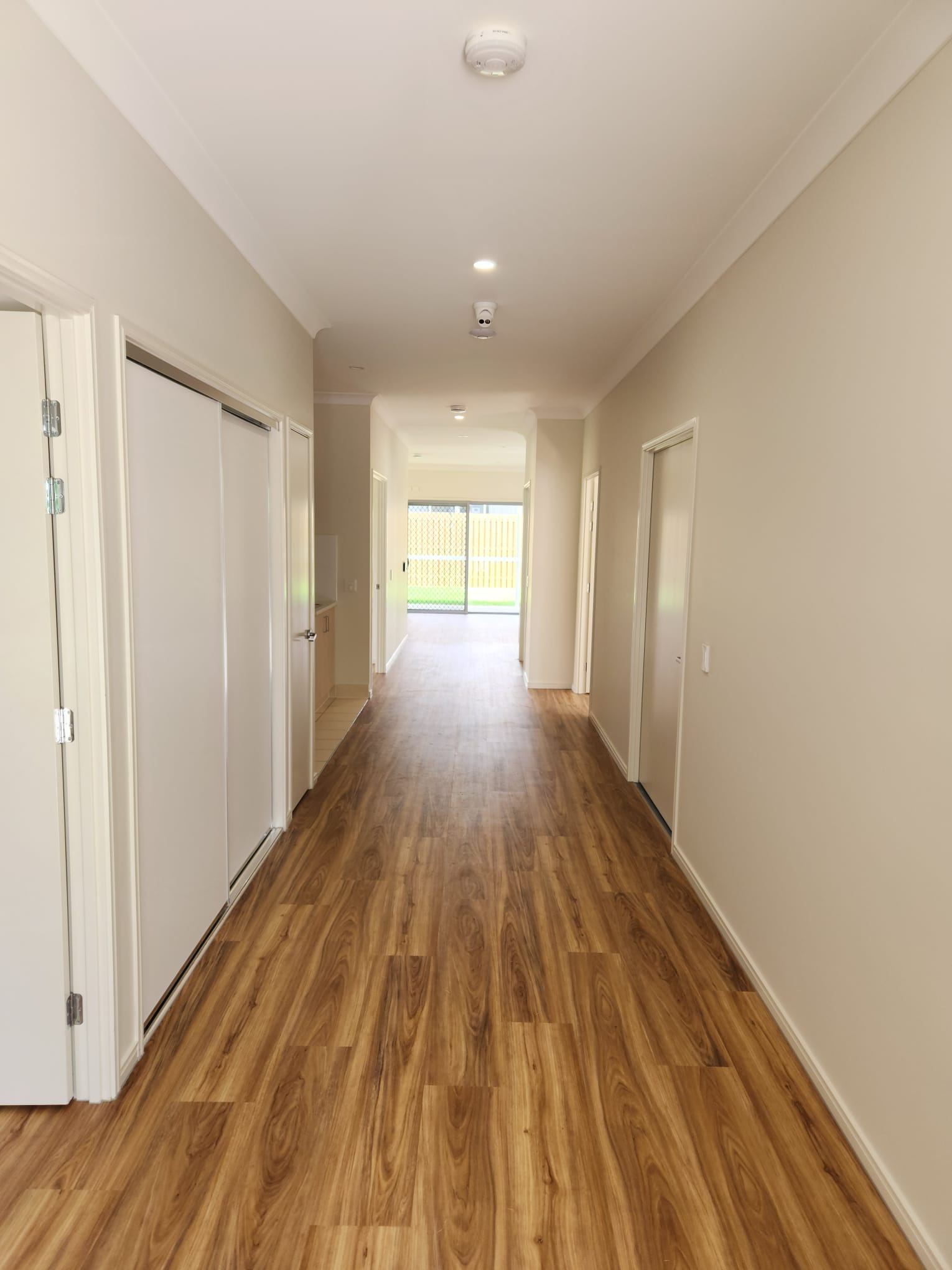 New House in heart of Warwick — Home image 4