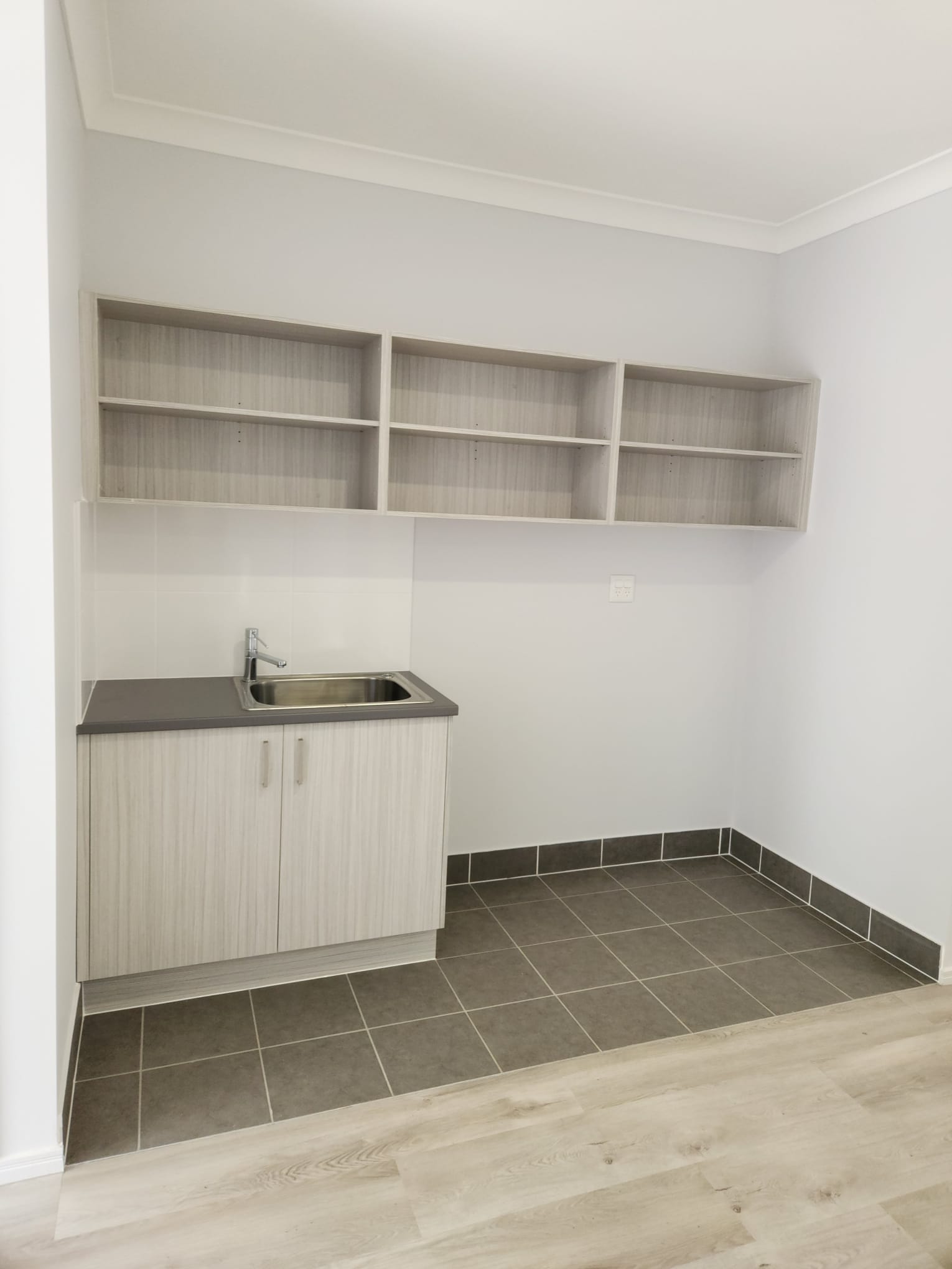 New House in heart of Warwick — Home image 7