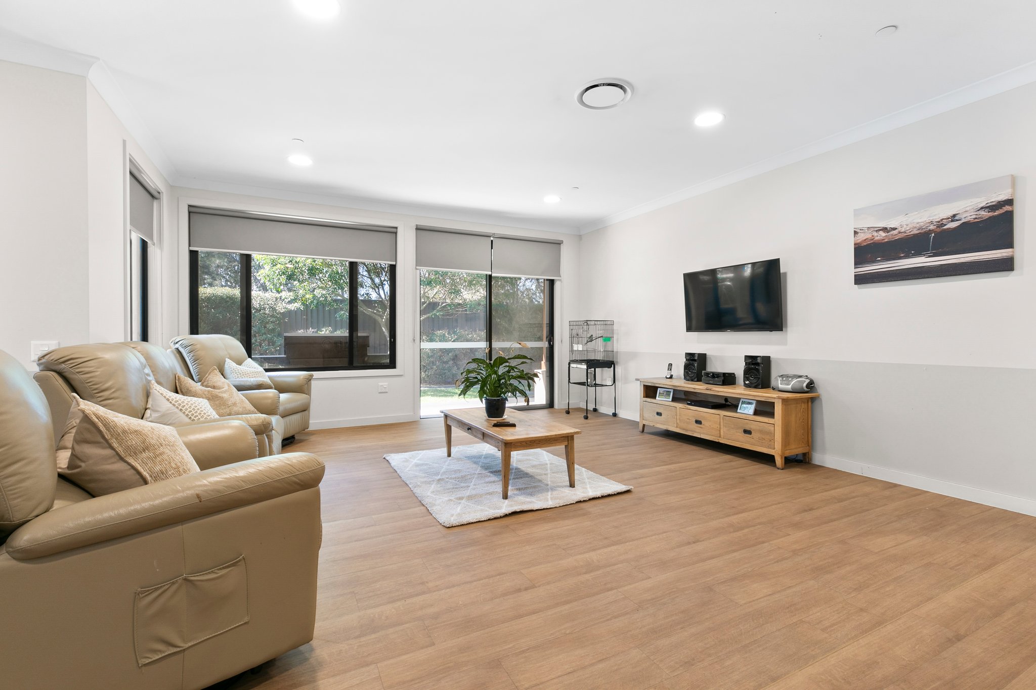 Cosy SIL home in Kellyville — Home image 4