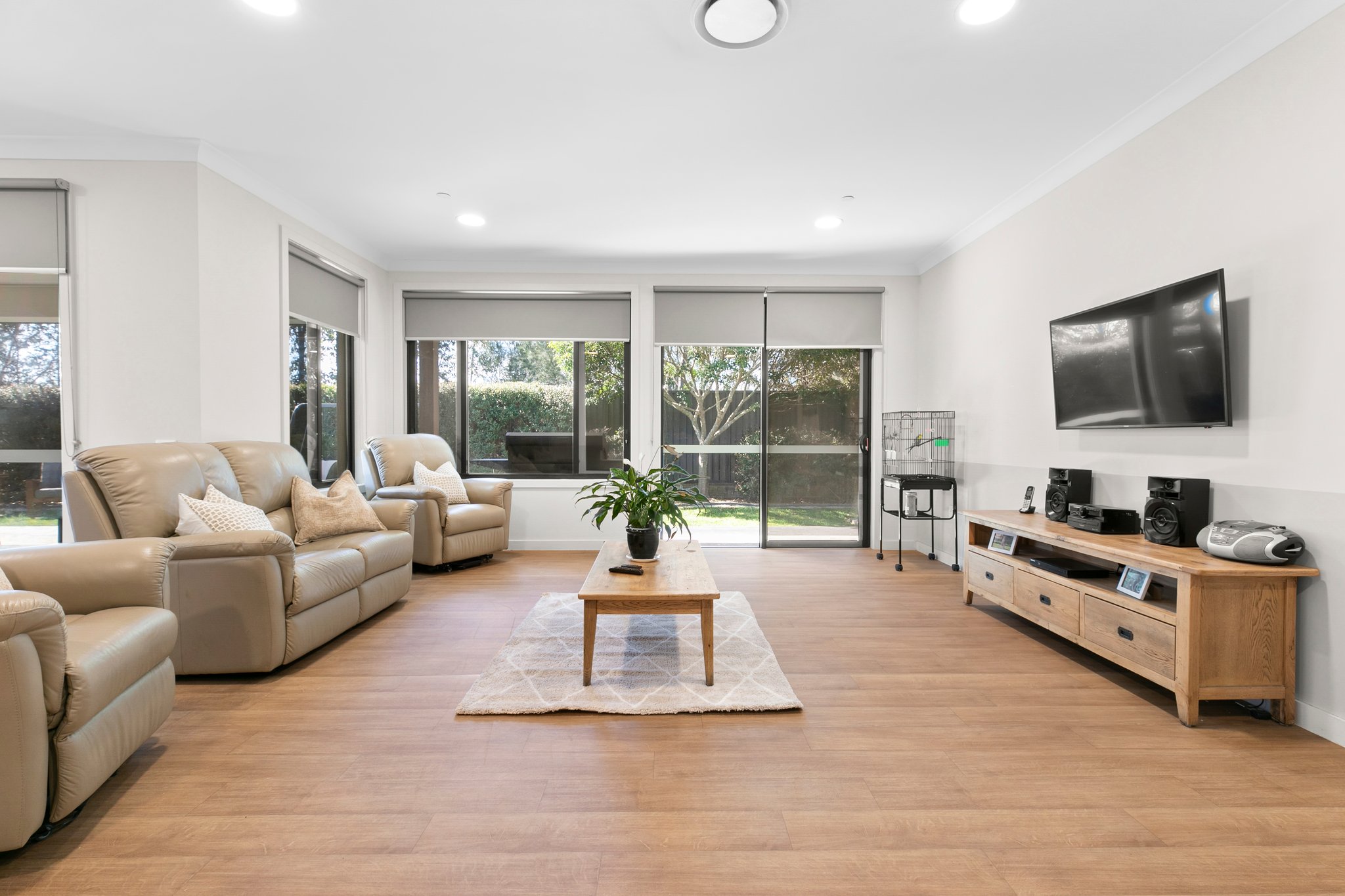 Cosy SIL home in Kellyville — Home image 8