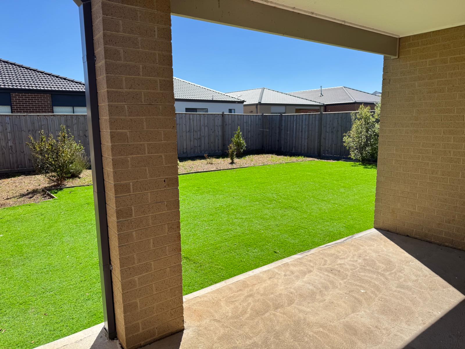 Secure & Stylish Robust 2+1 Home – Brand New in Mambourin — Home image 7