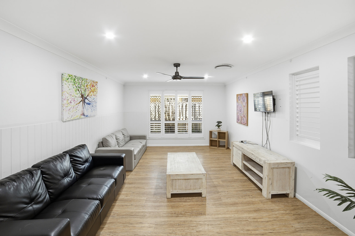 SIL: Blacks Beach, QLD — Home image 3