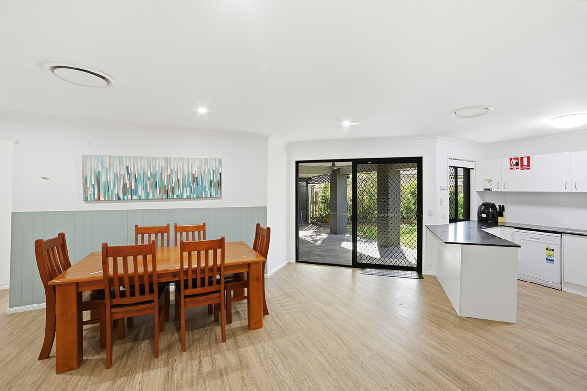 SIL: Blacks Beach, QLD — Home image 4