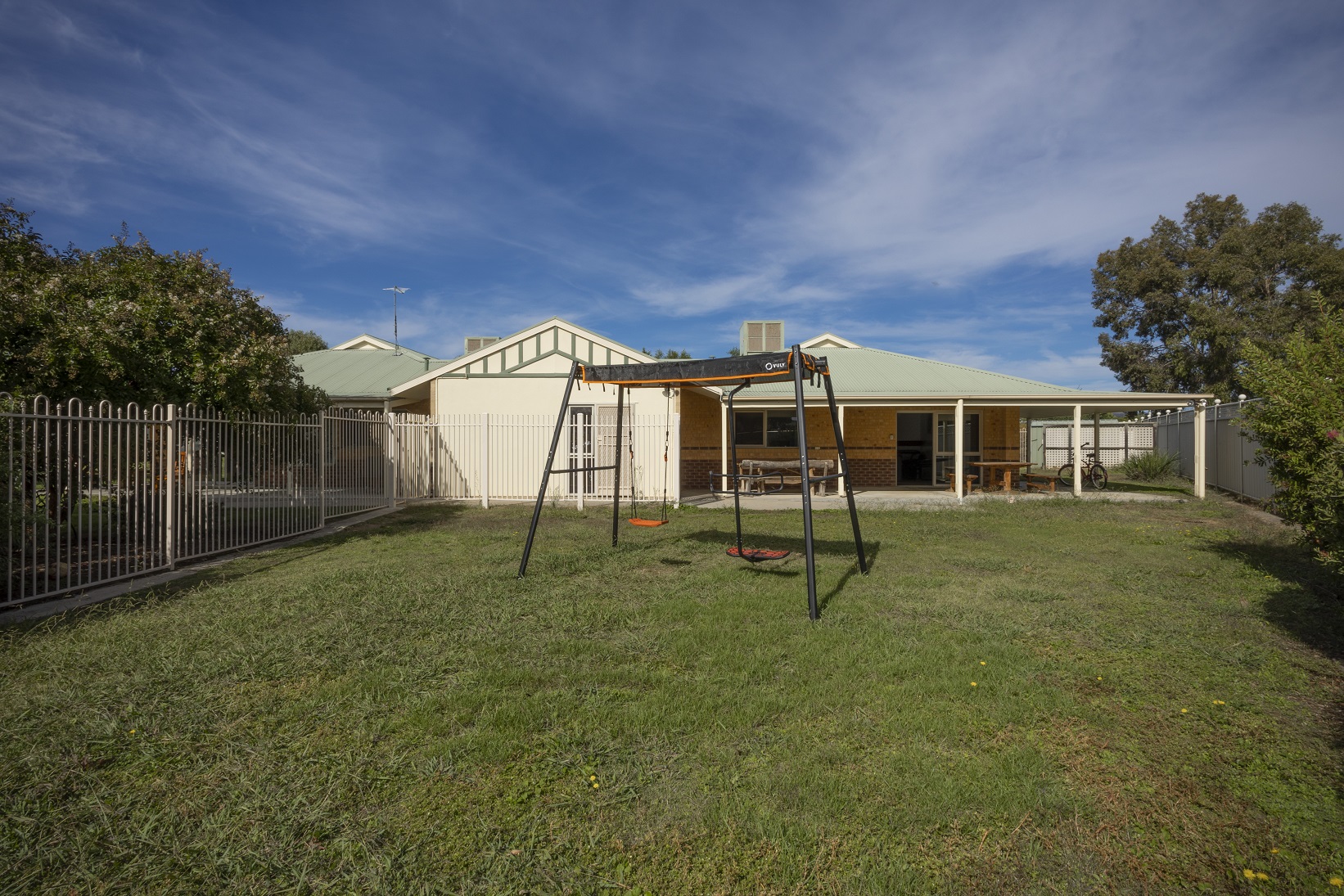 Vacancy in a dynamic robust home in Wodonga — Home image 3