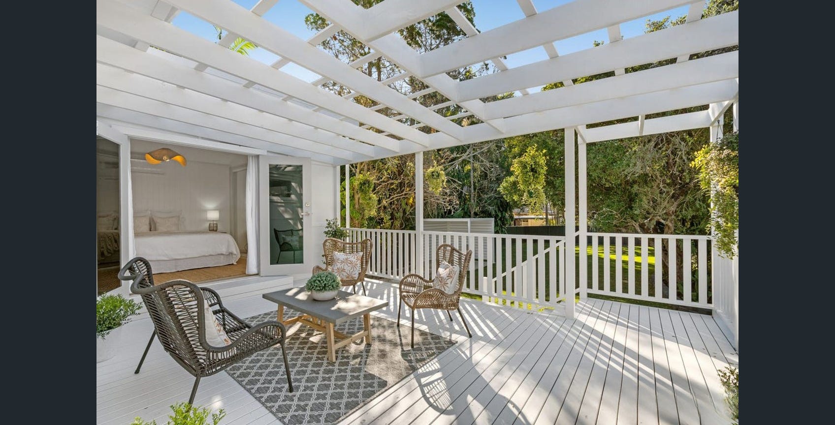 New SIL Home: Comfortable and Modern Living — Home image 11